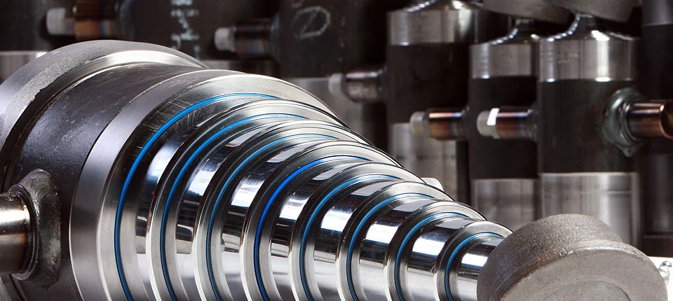 Ekipamendu astunak berritzeko eskaerak gora egin du, eta etapa anitzeko ekintza bikoitzeko zilindroak industria hidraulikoaren hazkunderako motor berri bihurtu dira.